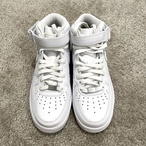 Nike Air Force 1 '07 Mid